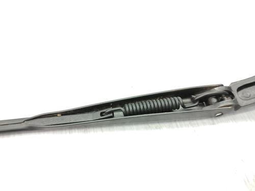 Used Front windshield wiper arm RENAULT CAPTUR I (J5_, H5_) 1.5 dCi 110 (110 hp) 23749000