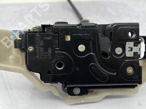 Fechadura trás esquerda VW GOLF V (1K1) 1.9 TDI (105 hp) 31660331