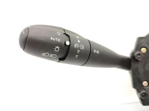 steering-column-stalk-citroen-c4-coupe-la_-2004-2005-2006-2007-2008-2009-2010-2011-2012-2013-23718497 main image