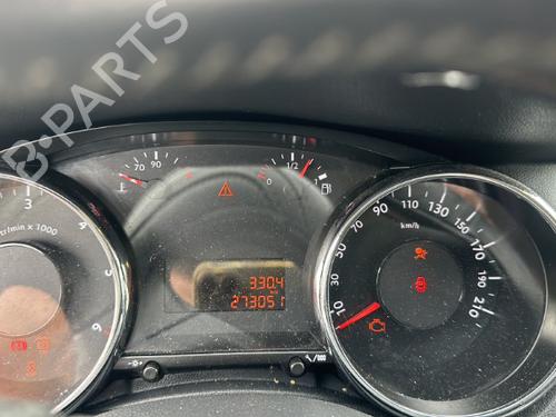 Middle console PEUGEOT 5008 (0U_, 0E_) 2.0 HDi 150 / BlueHDi 150 | BP23683373I22 - Image 21