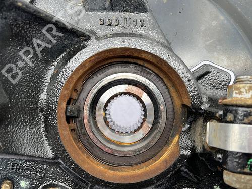 Used Right front steering knuckle Right front steering knuckle FORD KUGA II (DM2) 2.0 TDCi (150 hp) 23761922 23761922