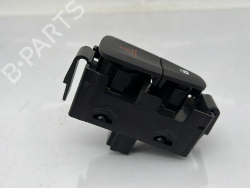 Used Warning switch Warning switch DACIA SANDERO II TCe 90 (B8M1, B8MA, B8AC) (90 hp) 23758583 23758583