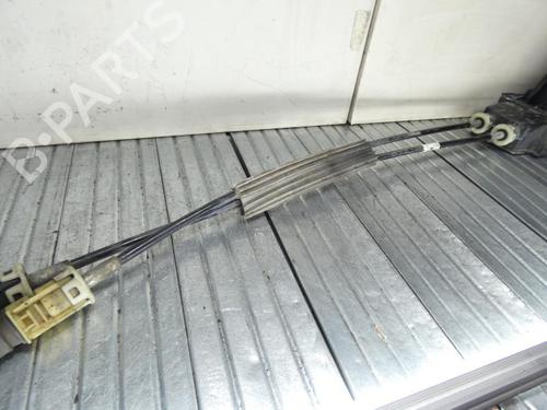 Used Gear lever RENAULT CLIO III (BR0/1, CR0/1) 1.5 dCi (BR17, CR17) (86 hp) 23671352
