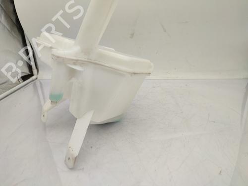Windscreen washer tank TOYOTA YARIS (_P13_) 1.0 (KSP130_, KSP130) | BP27896283C113 