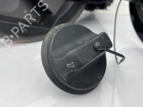 fuel-flap-renault-clio-v-b7_-2019-24646325 main image