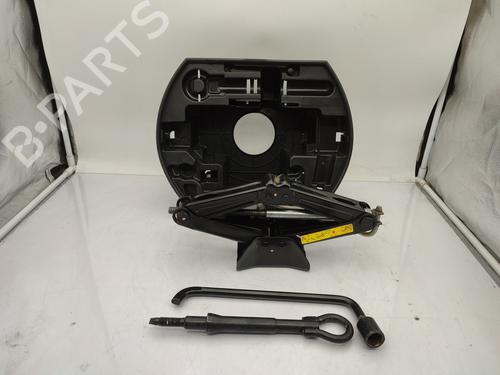 Used Jack Kit CITROËN C3 II (SC_) 1.6 HDi 90 (90 hp) 27980167