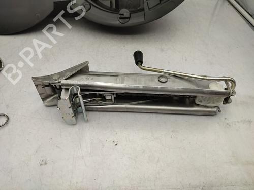 Jack Kit VW POLO IV (9N_, 9A_) 1.4 TDI | BP26604153C119 