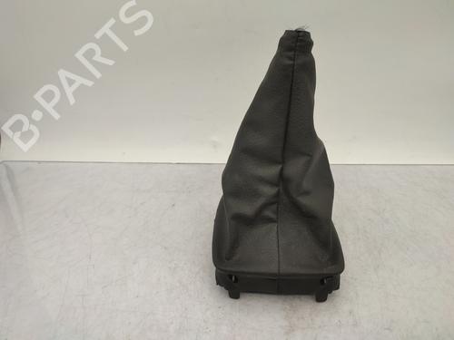 Used Shift knob Shift knob PEUGEOT 206 Hatchback (2A/C) 1.4 16V (88 hp) 25602567 25602567