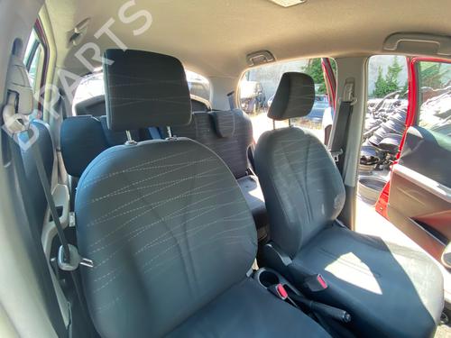 Dashboard TOYOTA YARIS (_P9_) 1.4 D-4D (NLP90_, NLP90R) | BP37644888C46 - Image 26