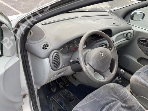 Used Parts RENAULT SCÉNIC I MPV (JA0/1_, FA0_)    4738789
