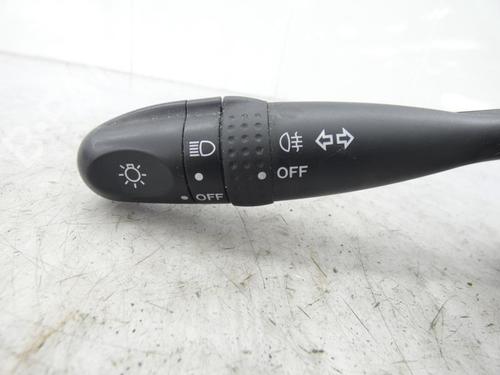 Used Switch Switch SUZUKI GRAND VITARA II (JT, TE, TD) 2.0 All-wheel Drive (TD54V, JB420) (140 hp) 23688243 23688243