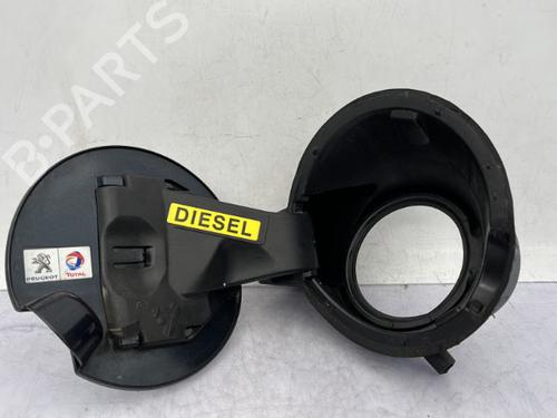 Fuel flap PEUGEOT 5008 (0U_, 0E_) 2.0 HDi 150 / BlueHDi 150 | BP23758461C131