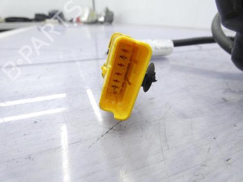 Windscreen washer tank PEUGEOT 308 II (LB_, LP_, LW_, LH_, L3_) 1.6 HDi / BlueHDi 115 | BP23701987C113