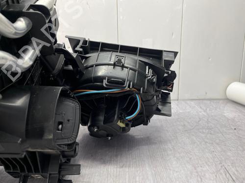 Heater matrix box RENAULT MASTER III Van (FV) 2.3 dCi 125 FWD (FV0C, FV0D, FV0G, FV0H, FV0J, FV0K,... | BP39717022M61 - Image 3