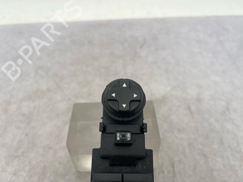Left front window switch PEUGEOT 2008 I (CU_) 1.2 THP 110 / PureTech 110 | BP39903666I27 - Image 3