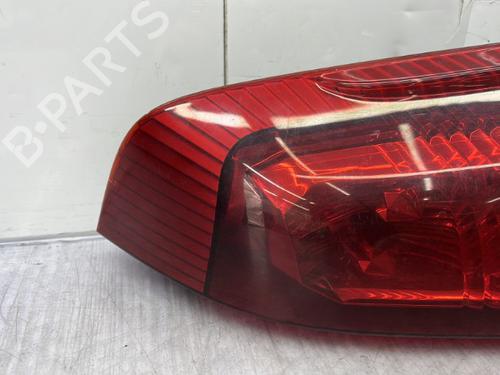 Right taillight NISSAN X-TRAIL I (T30) 2.2 Di 4x4 | BP23754363C35 