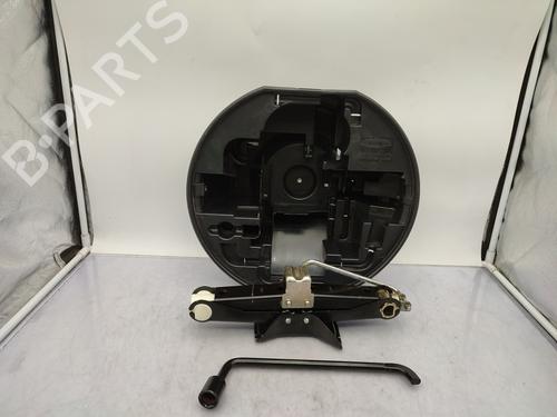 Used Jack Kit CITROËN C3 I (FC_, FN_) 1.4 i (73 hp) 27730551