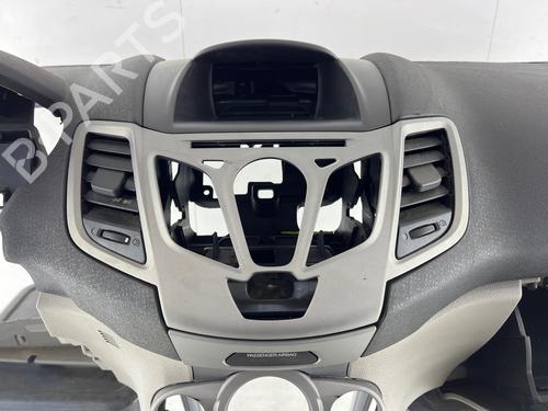 Instrumentbræt Instrumentbræt FORD FIESTA VI (CB1, CCN) 1.0 EcoBoost (100 hp) 34173814 34173814