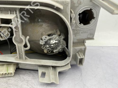 Right headlight PEUGEOT 806 (221) 2.0 HDI | BP23670719C29 