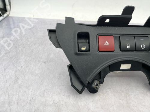 Used Warning switch Warning switch PEUGEOT PARTNER Tepee 1.6 HDi (109 hp) 40495380 40495380