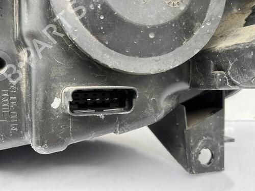 Right headlight RENAULT SCÉNIC II (JM0/1_) 2.0 (JM05, JM0U, JM1N, JM1U, JM2V) | BP28103487C29 