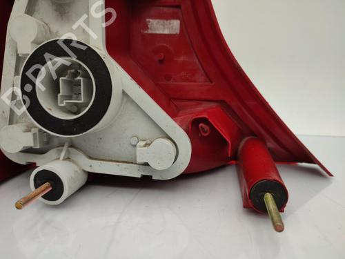 Used Right taillight FORD FOCUS I Saloon (DFW) 2.0 16V (131 hp) 23705192