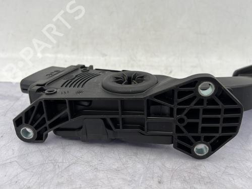 Pedal SUZUKI GRAND VITARA II (JT, TE, TD) 1.9 DDiS All-wheel Drive (JT419, TD44, JB419WD, JB419XD,... | BP23758382I4 