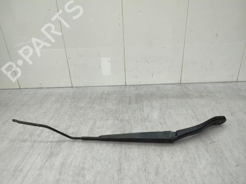 Front windshield wiper arm RENAULT MEGANE IV Hatchback (B9A/M/N_) 1.3 TCe 140 (B9NB) | BP23729596C143 