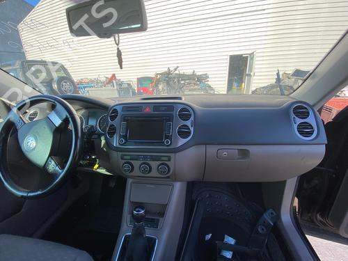 Left tailgate light VW TIGUAN (5N_) 2.0 TDI | BP37531109C79 - Image 40