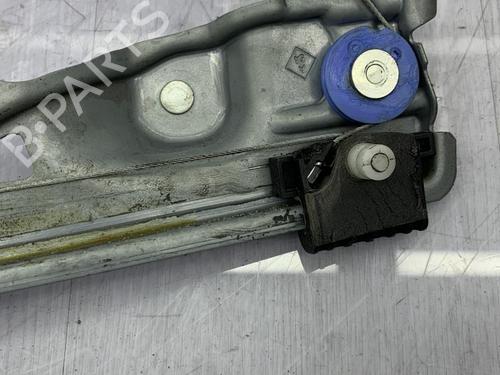 Used Rear right window mechanism Rear right window mechanism RENAULT LAGUNA III Grandtour (KT0/1) 2.0 dCi (KT07, KT0J, KT14, KT1A, KT1S) (131 hp) 23702225 23702225