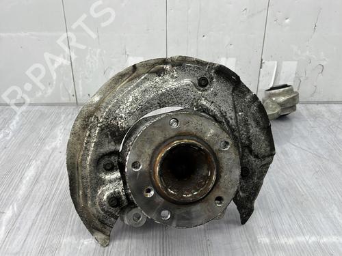 Used Right front steering knuckle BMW 1 (E87) 118 d (143 hp) 23712979