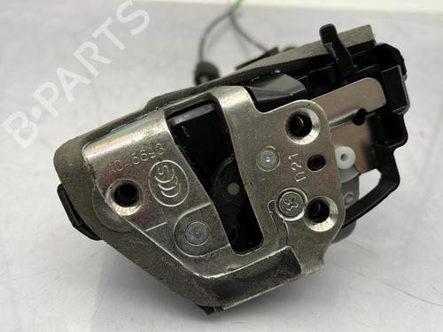 Used Rear left lock TOYOTA RAV 4 III (_A3_) 2.2 D 4WD (ALA30_, ALA30R) (150 hp) 23684539