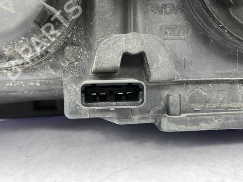 right-headlight-renault-laguna-ii-bg01_-2001-2002-2003-2004-2005-2006-2007-26584032 main image
