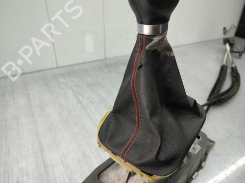 Gear lever VW GOLF V (1K1) 1.9 TDI | BP23741523M90 