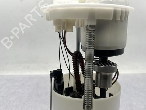 Used Fuel pump Fuel pump FORD KA (RU8) 1.2 (69 hp) 33773541 33773541