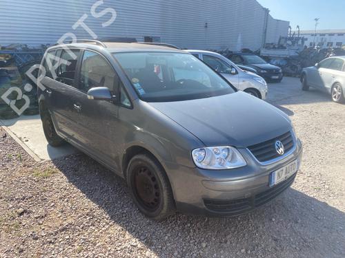 Dashboard VW TOURAN (1T1, 1T2) 1.9 TDI | BP37636557C46 - Image 93