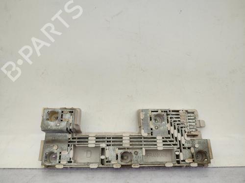 Used Lamp holder Lamp holder PEUGEOT 305 II (581M) 1.6 (90 hp) 23678048 23678048