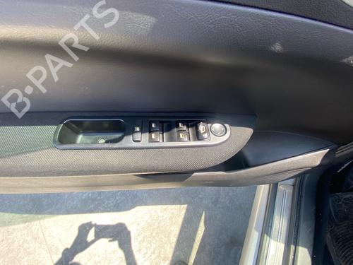 Dashboard PEUGEOT 307 CC (3B) 2.0 HDi 135 | BP36819168C46  - Image 59