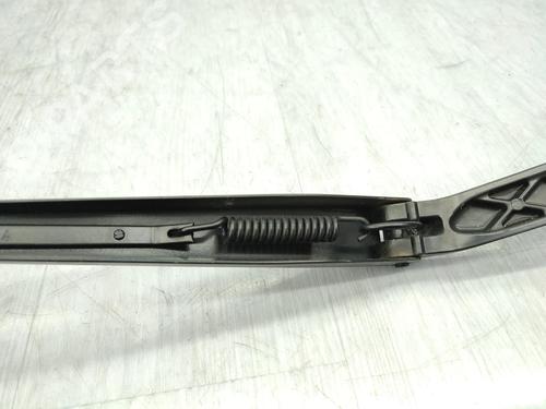 Front windshield wiper arm NISSAN X-TRAIL I (T30) 2.2 Di 4x4 | BP23721541C143 