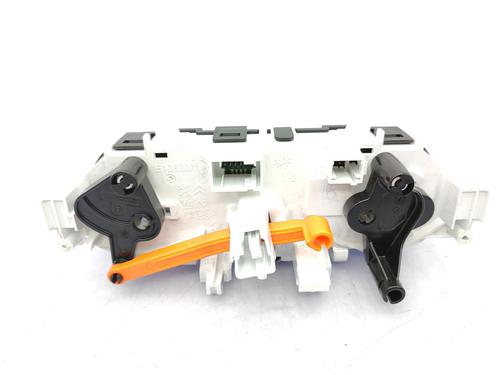 Climate control PEUGEOT 208 I (CA_, CC_) 1.5 BlueHDI 100 | BP23721359I5 