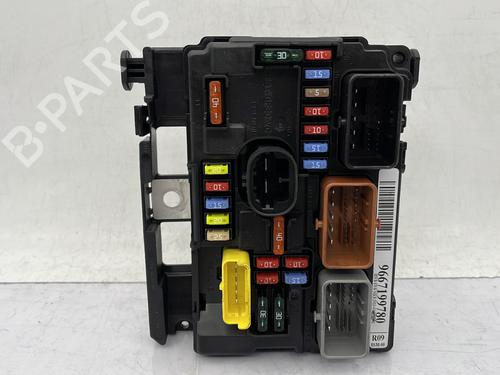Fuse box CITROËN C3 II (SC_) 1.4 HDi 70 (SC8HZC, SC8HR0, SC8HP4) | BP28523422E1 - Image 4