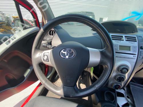 Dashboard TOYOTA YARIS (_P9_) 1.4 D-4D (NLP90_, NLP90R) | BP37644888C46 - Image 11