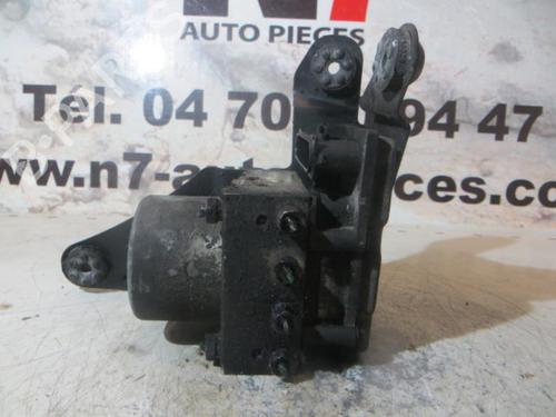 Used ABS pump RENAULT MEGANE II (BM0/1_, CM0/1_) 1.5 dCi (BM0F, BM0T, BM2B, CM0F, CM0T) (82 hp) 23680801