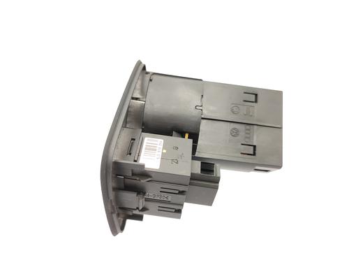 Headlight switch SEAT IBIZA IV SC (6J1, 6P5) 1.4 TDI | BP23758504I24 