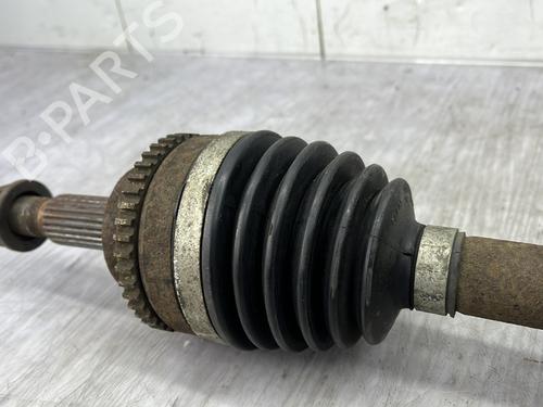 Used Left front driveshaft Left front driveshaft RENAULT CLIO II (BB_, CB_) 1.5 dCi (B/C2J) (68 hp) 33569494 33569494
