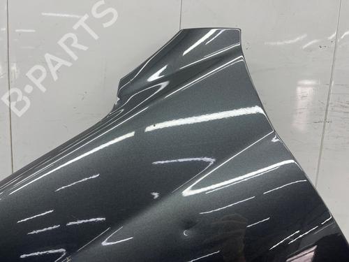 Used Left front fenders Left front fenders 37418910 37418910