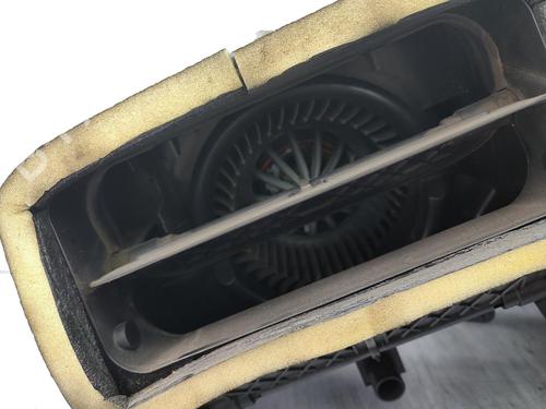 Used Heater matrix box Heater matrix box AUDI A1 (8X1, 8XK) 1.4 TDI (90 hp) 23720681 23720681