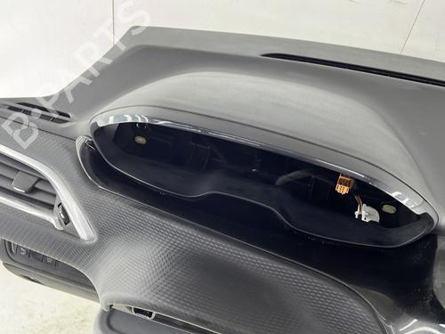 Dashboard PEUGEOT 2008 I (CU_) 1.2 THP 110 / PureTech 110 | BP30616764C46 - Image 4