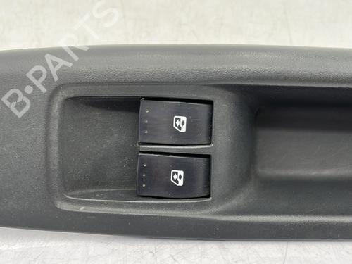 Used Left front window switch Left front window switch RENAULT CLIO II (BB_, CB_) 1.5 dCi (B/C2J) (68 hp) 23761214 23761214
