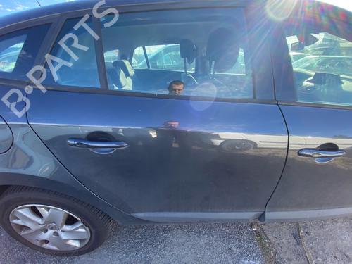 Dør højre bagtil Dør højre bagtil RENAULT MEGANE III Grandtour (KZ0/1) 1.5 dCi (KZ09, KZ0D, KZ1G, KZ29, KZ14, KZ1W, KZ10, KZ1F,... (110 hp) 39045978 39045978